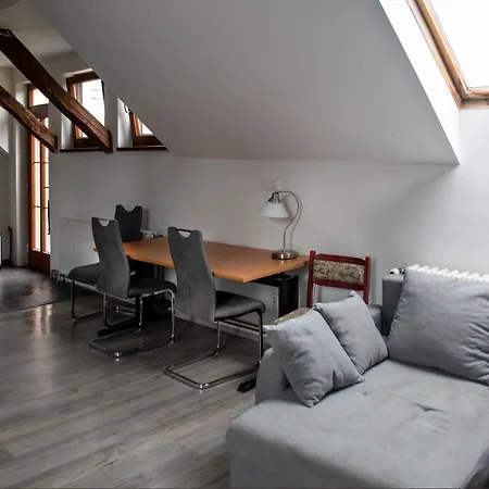 Ferienwohnung V Sadu Lysá nad Labem Exterior foto